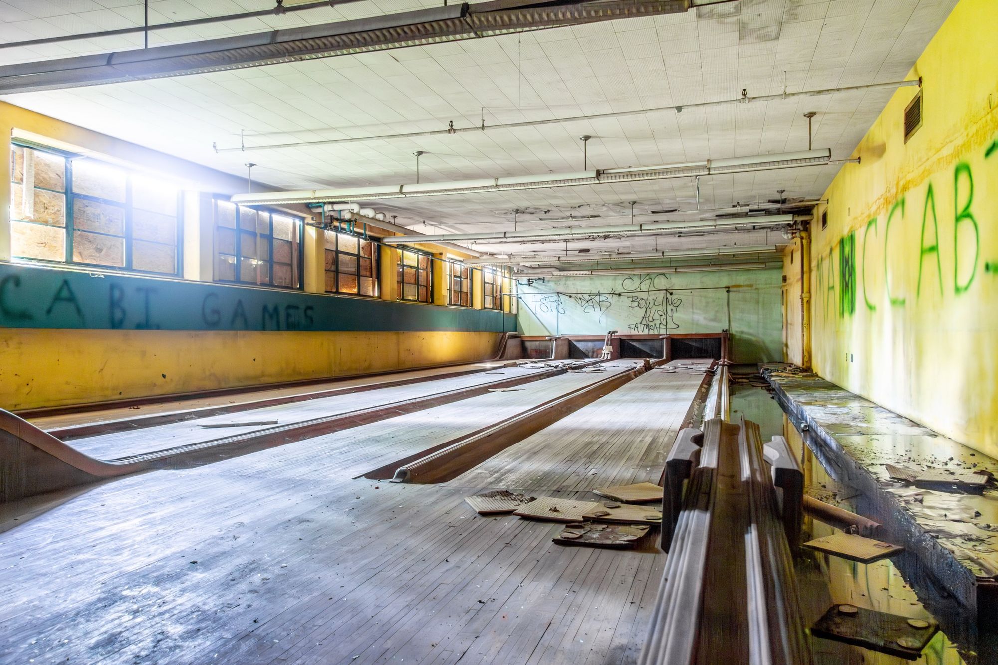 Abandoned bowling alley, Connecticut